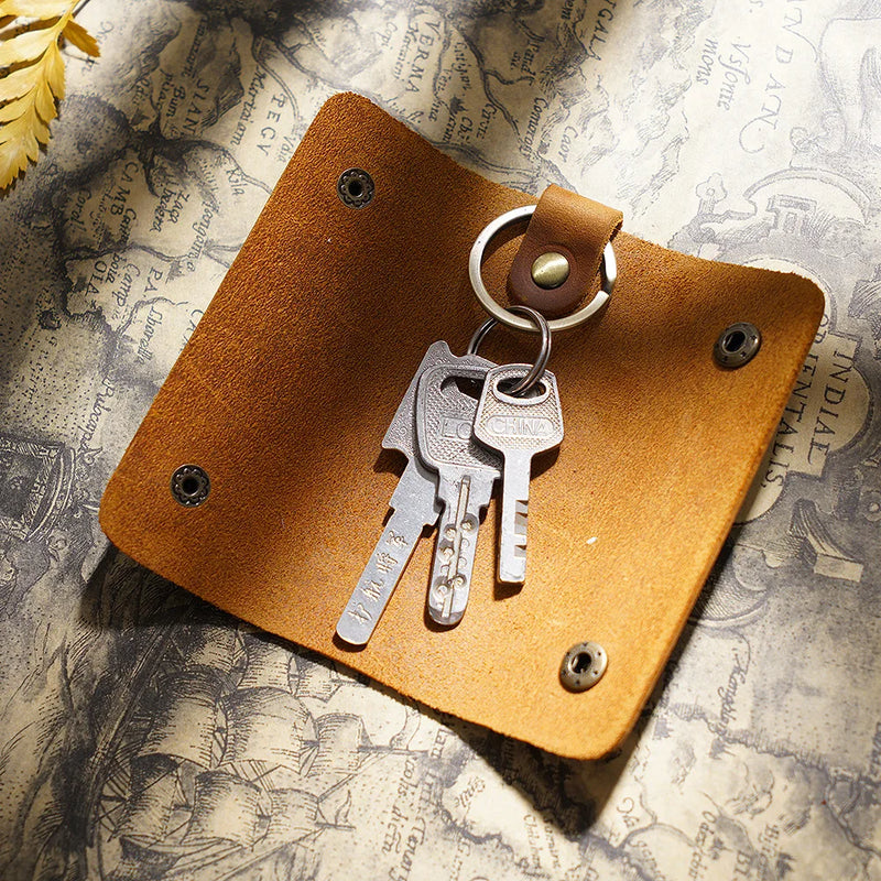 נרתיק מפתחות קטן מעור קרייזי הורס